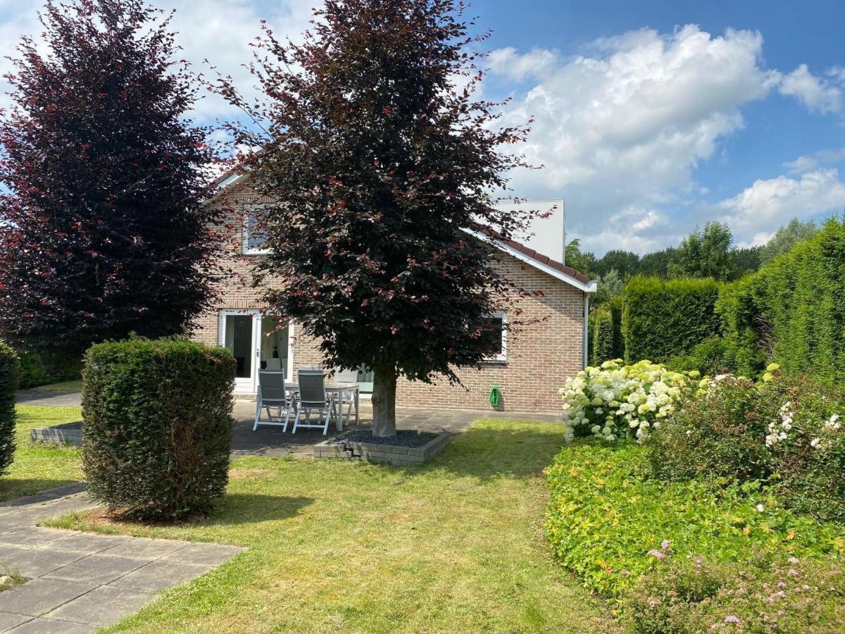 Big Family Villa 12P Big Garden With Bathtub And Jacuzzi Zeewolde Exterior photo